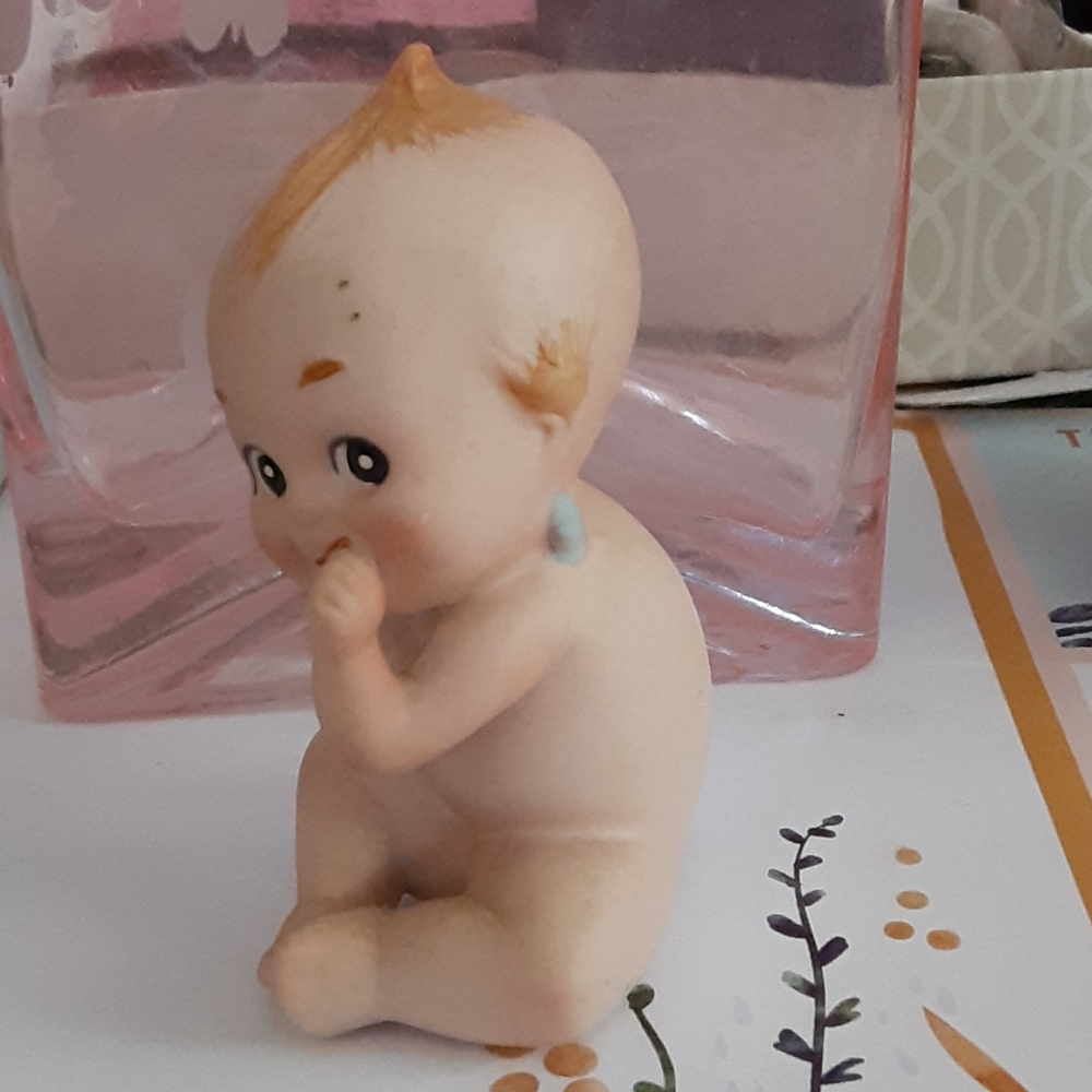 Lefton 3.25" small Porcelain kewpie figurine